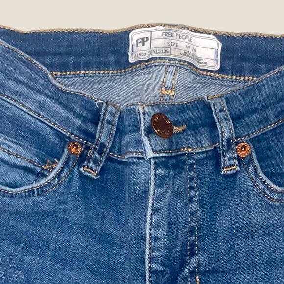Free People | EUC Women’s Great Heights Skinny Jeans Frayed Hem Size 24 - Picture 4 of 7